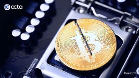 Bitcoin dip buyers pour $438 million into U.S. ETFs in two days - Financial Post