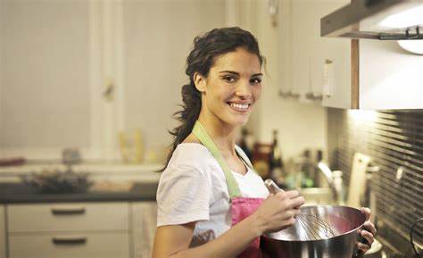 Self-employed? Here’s how to file taxes for a side hustle - MoneySense