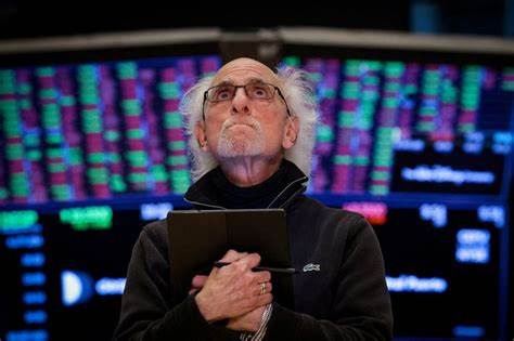 US Stock Futures Drop on Signs of Trade War Damage: Markets Wrap