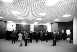 Stuttgart Baader Bank Berlin gettex BX World Düsseldorf Hamburg Lang & Schwarz FTI Stuttgart SIX SX USD Tradegate XETRA Quotrix