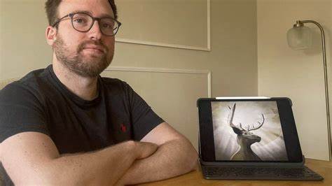 Cryptocurrency: Digital artist nets hundreds of thousands in NFT sale