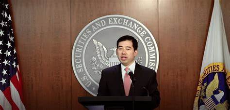 Uyeda Suggests Temporary Crypto Regulations at SEC’s Second Roundtable