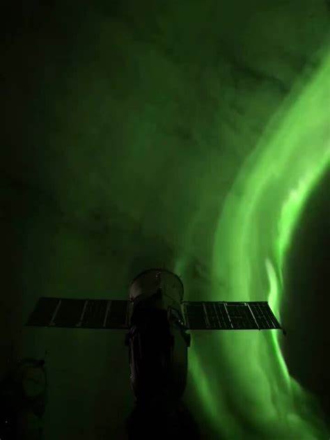 NASA's Don Pettit Shot 220 Days of Photos from the ISS