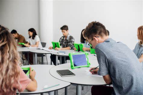 Nerdy: 3 Reasons To Buy This Speculative Edtech Play