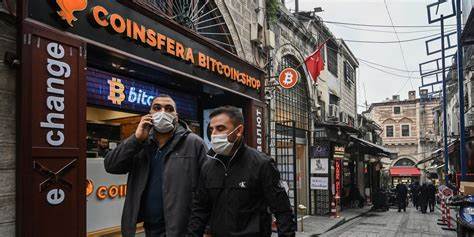 Turkey's cryptocurrency nightmare worsened after a second exchange collapsed – stoking fears about bitcoin's risks - Markets Insider