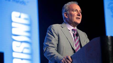 Bitcoin Hater Peter Schiff Grills Michael Saylor With Epic Question - U.Today