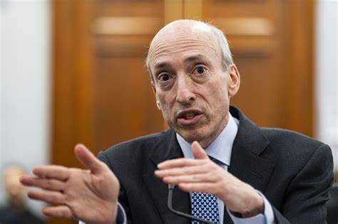 US SEC ‘Taking a New Look’ at Spot Bitcoin ETF Applications Based on Recent Court Rulings: Gary Gensler - The Daily Hodl