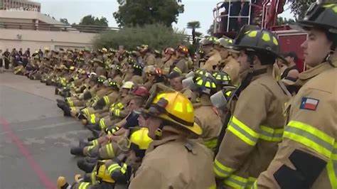 Volunteers help set up massive 9/11 memorial in Land O’Lakes