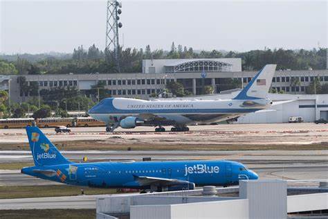 JetBlue pulls earnings outlook amid tariff uncertainty, following American and Delta