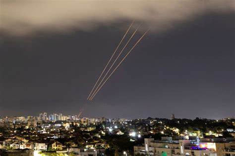 As Israel, Iran Tensions Rattle Markets, Will Bitcoin Act as a Safe Haven? - Decrypt