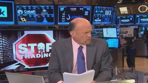 Jim Cramer Says He Prefers FedEx (FDX) Over UPS