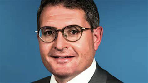 Right-winger Leonard Leo pledges $1B to 'crush liberal dominance'