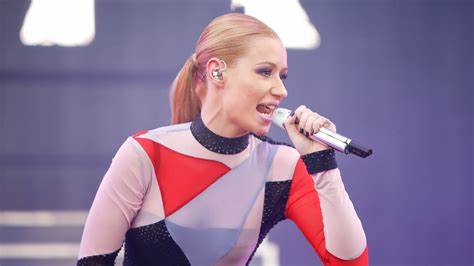 This Week on Crypto Twitter: Trump Devours the Timeline, Iggy Azalea's Twerk Dispute - Decrypt