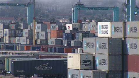 Port strike could cost US economy up to $4.5 billion a day, drag GDP growth: Analysts - Yahoo Finance