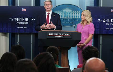 White House: Amazon tariff price announcement is hostile