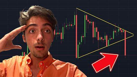 Bitcoin is breaking down right now! (Lifetime Opportunity) - Binance