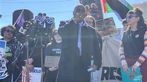 Newark Mayor Ras Baraka Arrested at ICE Detention Center in NJ