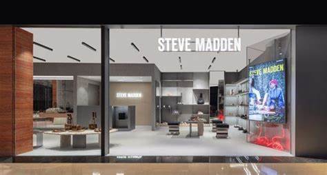 Steve Madden Partners With Glamear on China Expansion