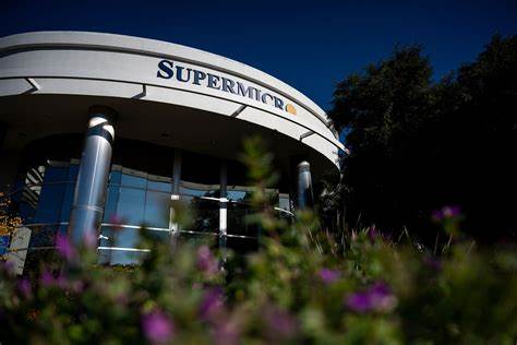 Supermicro Stock Drops as Server Maker Lowers Its Revenue Outlook