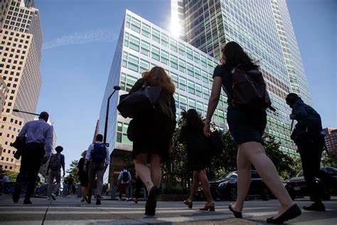 Private credit’s cracks widened before turmoil