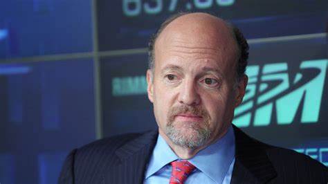 Jim Cramer Says Washington Doesn’t ‘Care’ About Apple (AAPL) $500 Billion Investment, Services Jobs