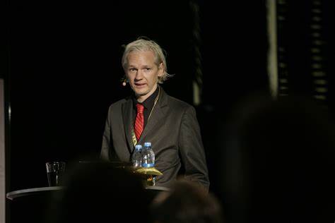 Does Julian Assange’s Imprisonment Spell Trouble for Satoshi Nakamoto? - CoinChapter