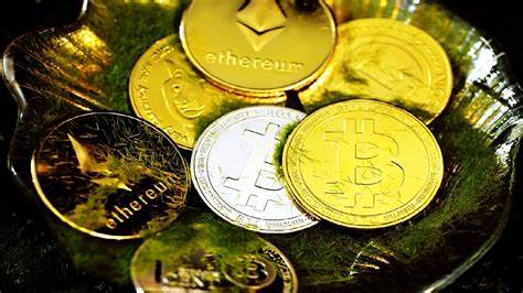 EIGEN Token Enters the Crypto Scene, Sees Early Gains and 12% Price Drop - Bitcoin.com News