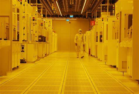 GlobalFoundries sees Q2 revenue, profit above estimates on stable chip demand