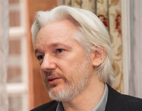 Bitcoin pioneer Julian Assange free from prison – leaves UK after striking US deal - CryptoSlate