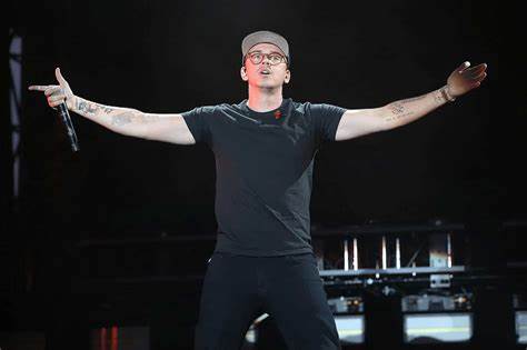 Grammy-Nominated Rapper Logic Invested $6M In Bitcoin Nearly 4 Years Ago: This Is How Much His Stash Would Be Worth Today