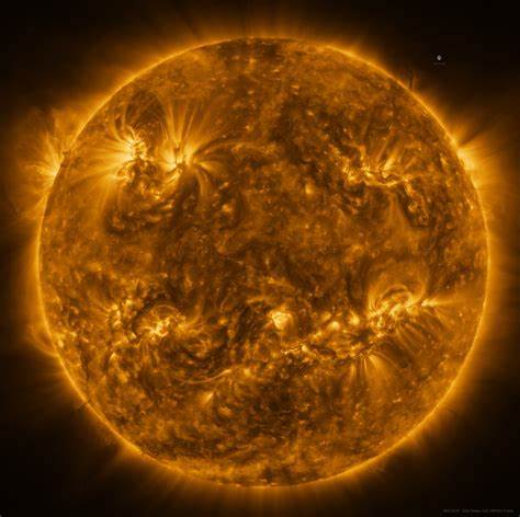 Solar Orbiter's widest high-res view of the Sun