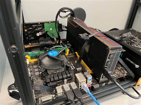 Local crypto leader donates mining rig to help students at UC, SCPA - Spectrum News 1