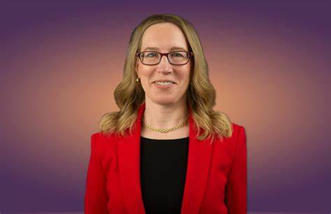 SEC commissioner Hester Peirce proposes shared US-UK digital securities sandbox - CryptoSlate