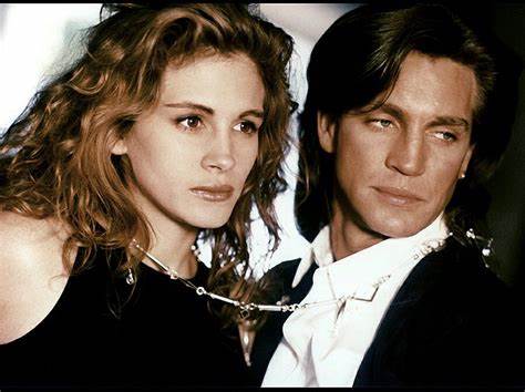 Julia Roberts' brother Eric FINALLY apologizes to movie icon for claiming he 'made' her - as he reveals the 'great undoing' of their relationship