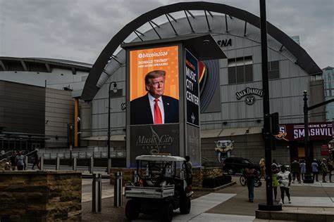 Donald Trump partners with a self-described "dirtbag" to launch crypto company - MSN