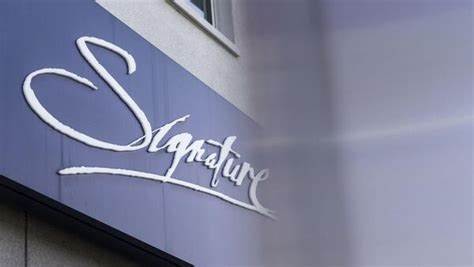 U.S. FDIC tells Signature Bank's crypto clients to close accounts by April 5 - Reuters
