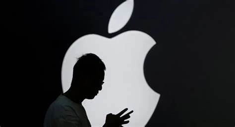 Apple investors seek clarity on tariffs, AI strategy as iPhone sales decline