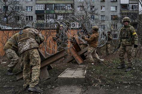 Ukraine-Krieg im Liveticker: +++ 21:47 Selenskyj: Halten in Kursk die russischen Truppen unter Druck