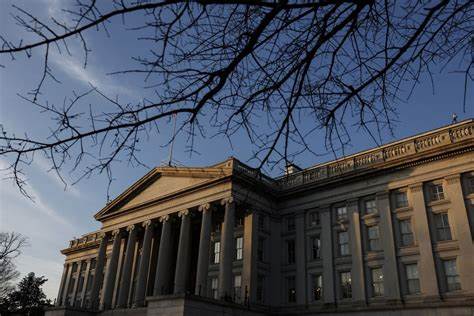 Treasuries Surge as Traders Bet on Emergency Fed Rate Cut - Bloomberg