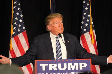 Bitcoin Soars 14% as Trump Odds Rise, MicroStrategy Leads Rally