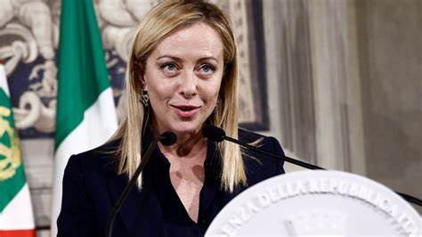Italian Prime Minister Giorgia Meloni vows to learn from mistakes after being feted by Elon Musk - Yahoo Finance
