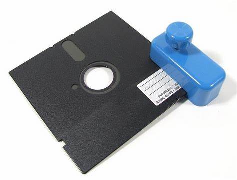 Does anyone remember the floppy disk punch/notcher? (2019)