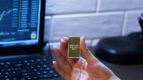 Price of Gold Spikes Over $2,060 per Ounce While Risk Assets Continue to Capitulate - Bitcoin.com News