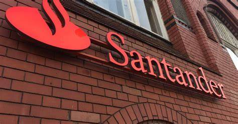 Santander Launches Loans Backed by Tokenized Commodities Such as Soy and Corn - CoinDesk