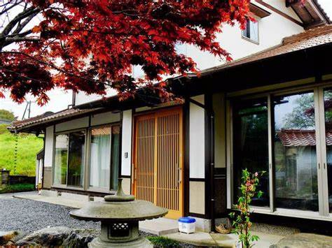 A US Army vet moved to Japan with his wife and bought an abandoned house for $35,000. They have no plans to leave