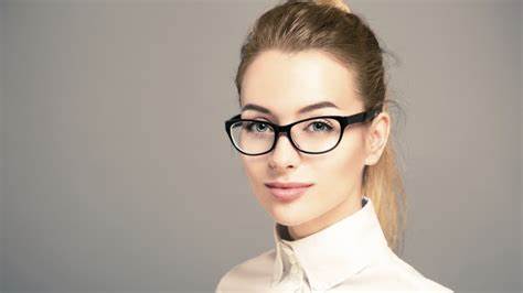 Smart woman is so utterly pretty