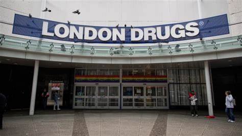 'Staggering' $2 million theft lands London Drugs employee in jail - CBC.ca