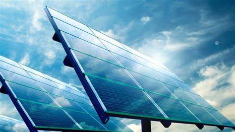 Japan unveils first solar super-panel