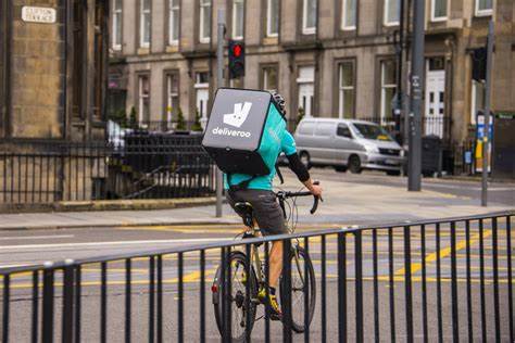 Deliveroo’s share prices rise on takeover proposal by DoorDash
