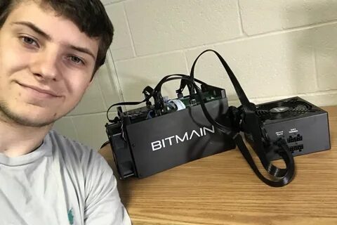 College students are secretly mining bitcoin in their dorms: ‘On room check days, I have to put a blanket over it’ - MarketWatch